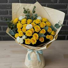 Букет цветов из:  Розы в Среднеуральске