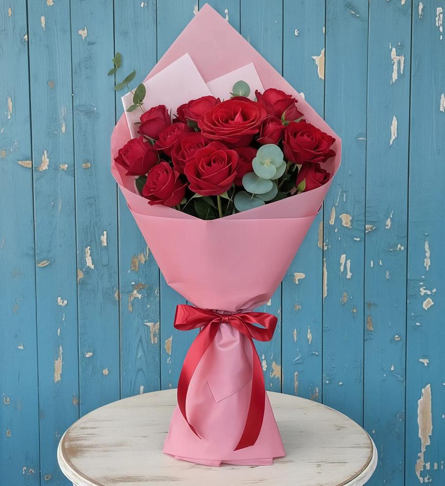 Букет цветов из: Розы в Среднеуральске