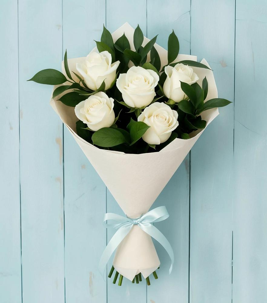 Букет цветов из: Розы в Среднеуральске