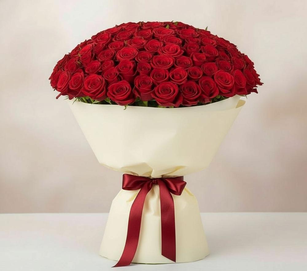 Букет 101 Красная роза Милано в Среднеуральске