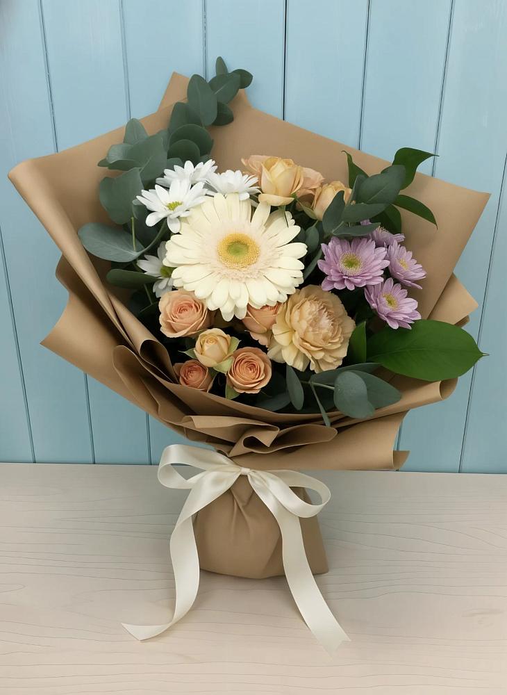 Букет цветов из: Герберы и Хризантемы в Среднеуральске