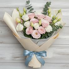 Букет цветов из:  Лизиантусы #REPLACE_PRED# Среднеуральске