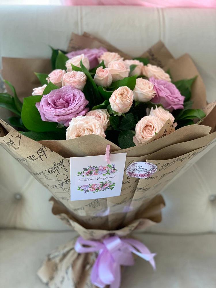 Букет цветов из: Розы в Среднеуральске