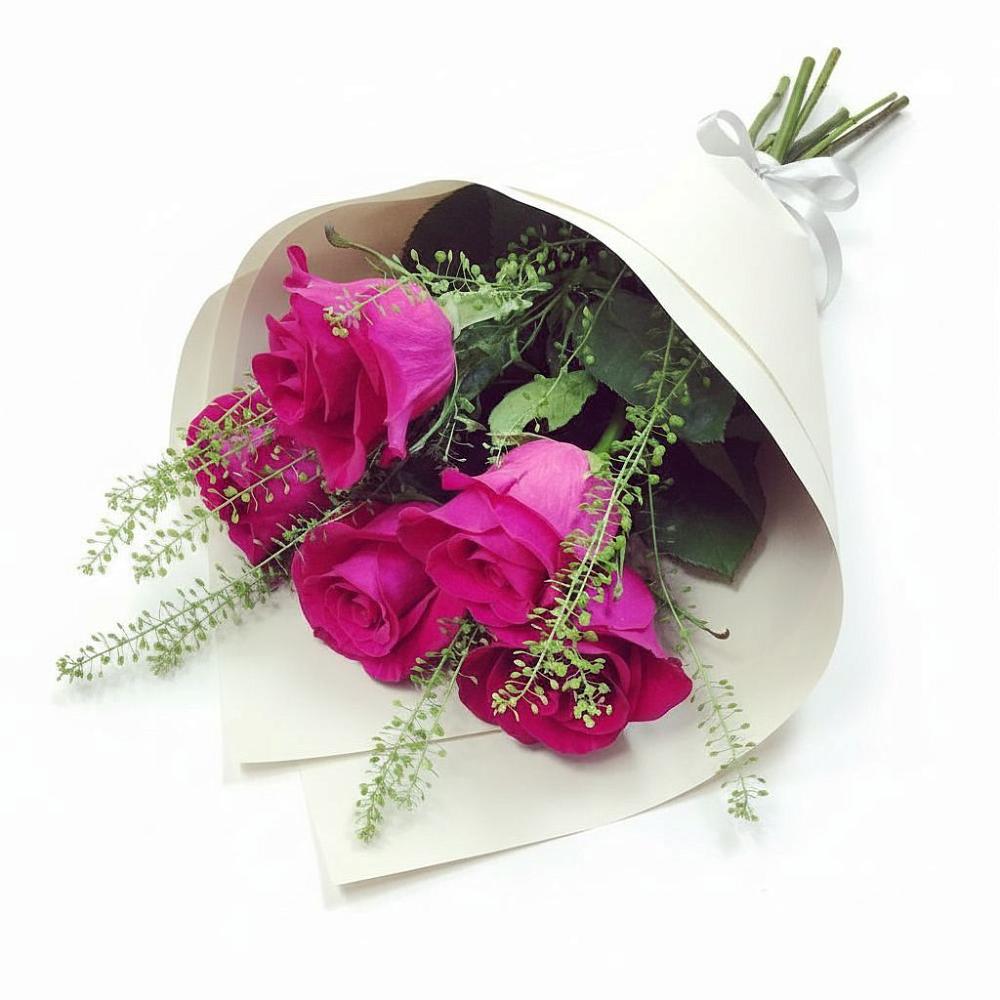 Букет цветов из: Розы в Среднеуральске