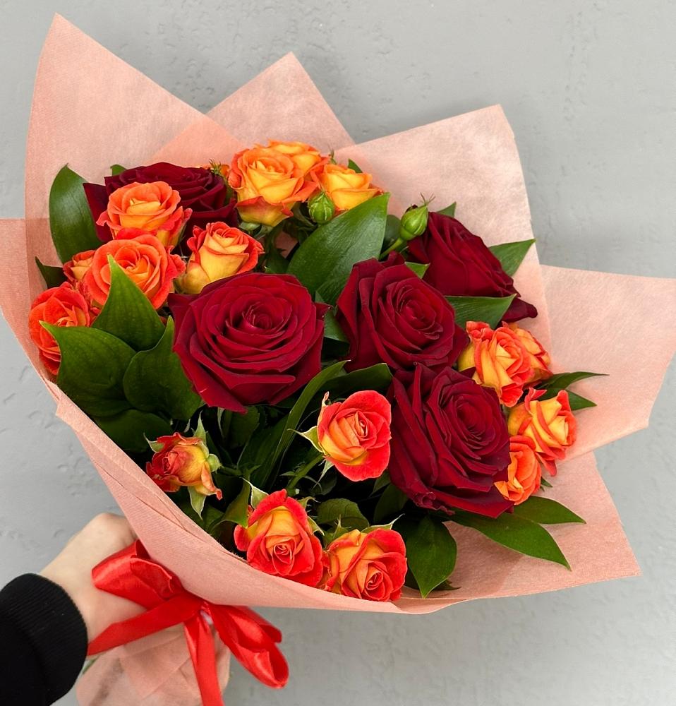 Букет Любовь и восторг в Среднеуральске