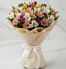 Букет цветов из:  Альстромерии в Среднеуральске