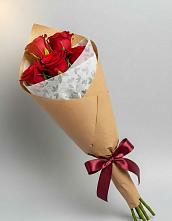 Букет цветов из:  Розы в Среднеуральске