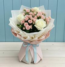Букет цветов из:  Розы в Среднеуральске