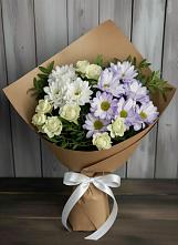 Букет цветов из:  Хризантемы и Розы в Среднеуральске