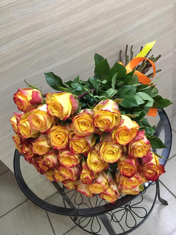 Букет Желтые розы в Среднеуральске