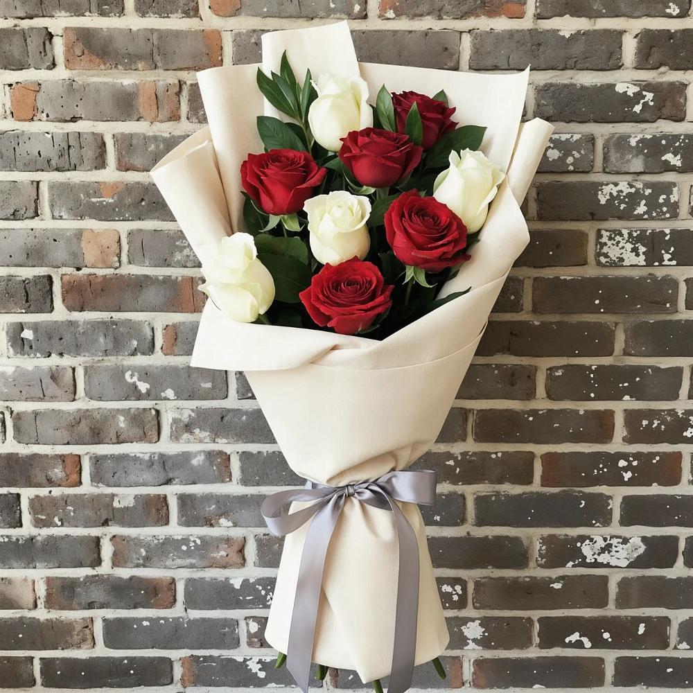 Букет цветов из: Розы в Среднеуральске