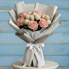 Букет цветов из:  Розы в Среднеуральске