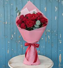 Букет цветов из:  Розы в Среднеуральске