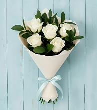 Букет цветов из:  Розы в Среднеуральске