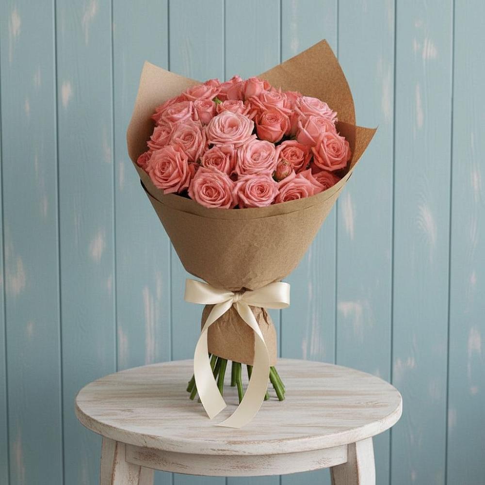 Букет цветов из: Розы в Среднеуральске