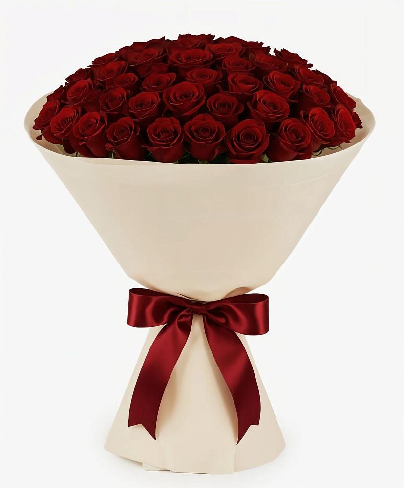 Букет 101 Бордовая роза Блэк Бакарра в Среднеуральске