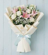 Букет цветов из:  Лилии в Среднеуральске