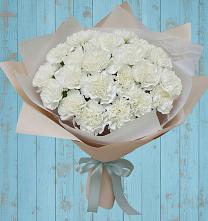 Букет цветов из:  Гвоздики в Среднеуральске
