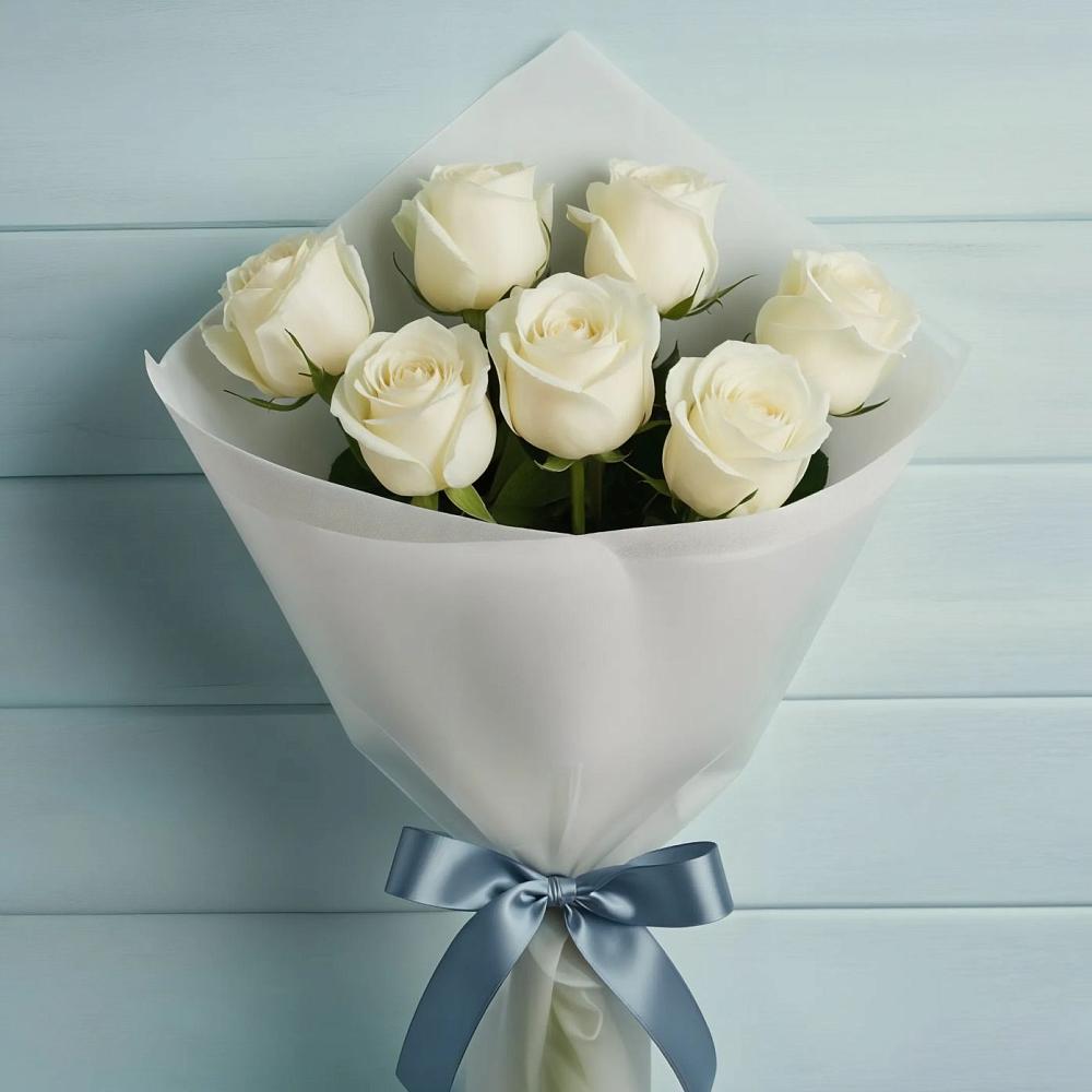 Букет 7 Белых роз Эдлесс Лав в Среднеуральске