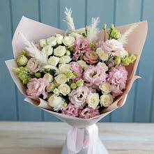 Букет цветов из:  Альстромерии и Розы в Среднеуральске