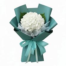 Букет цветов из:  Гортензия в Среднеуральске
